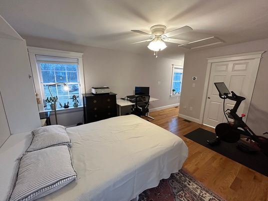 Bedroom, Fitness Equipment, Interior, Water, Wood Texture Flooring
