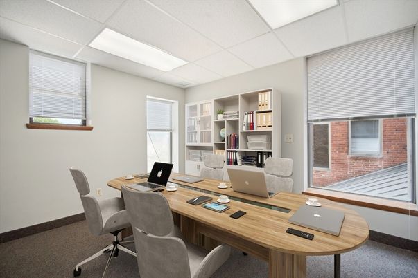 Home Office, Interior