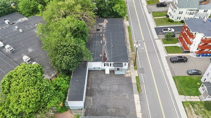 Exterior, Drone