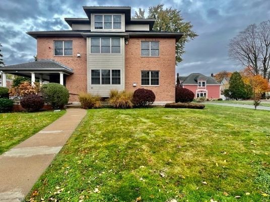 Backyard, Exterior, Facade, Brick Facade, American Foursquare