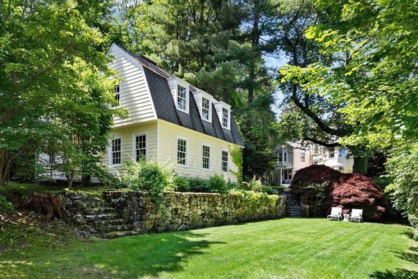 Backyard, Exterior, Facade, Cape Cod