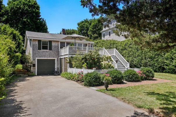 Attached, Backyard, Exterior, Facade, Brick Facade, Raised Ranch