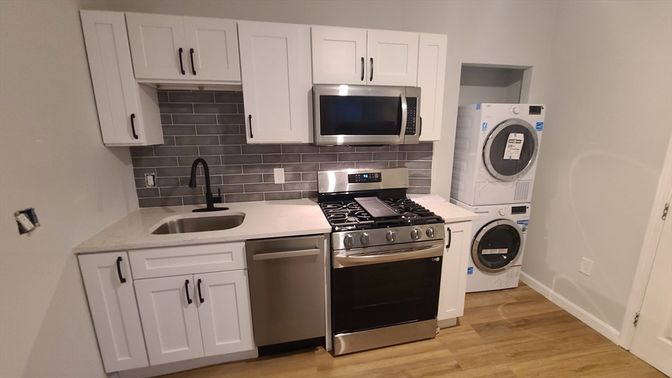 Interior, Kitchen, Stainless Steel Appliances, Washer, Wood Texture Flooring