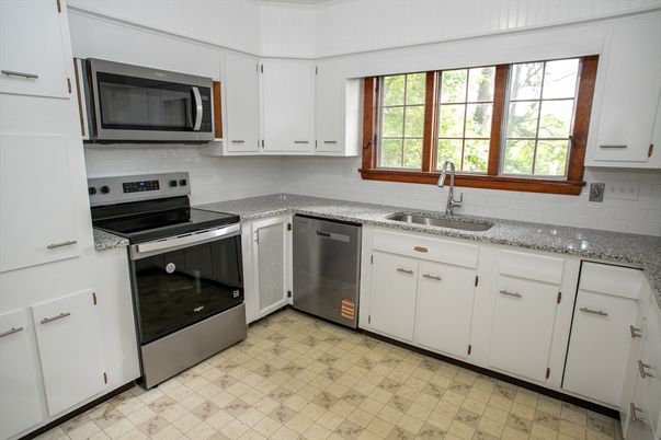 Interior, Kitchen, Stainless Steel Appliances