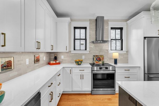 Interior, Kitchen, Stainless Steel Appliances, Wood Texture Flooring