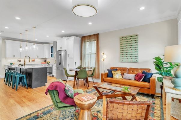 Dining room, Interior, Kitchen, Living room, Pendant Lights, Recessed Lighting, Stainless Steel Appliances, Wood Texture Flooring