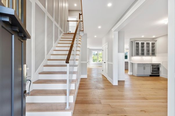 Interior, Recessed Lighting, Wood Texture Flooring