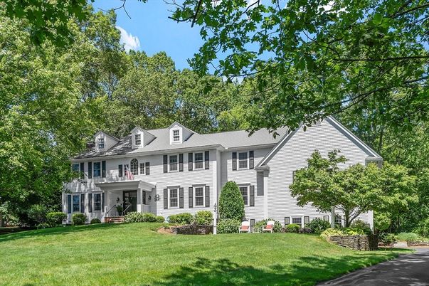 Backyard, Exterior, Facade, Georgian