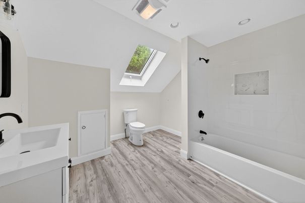 Bathroom, Interior, Recessed Lighting, Wood Texture Flooring