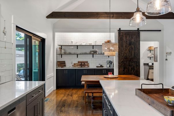 Interior, Kitchen, Pendant Lights, Wood Texture Flooring