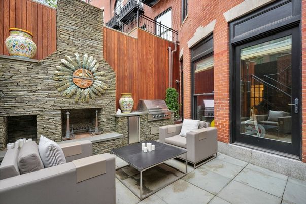 Exterior, Fireplace