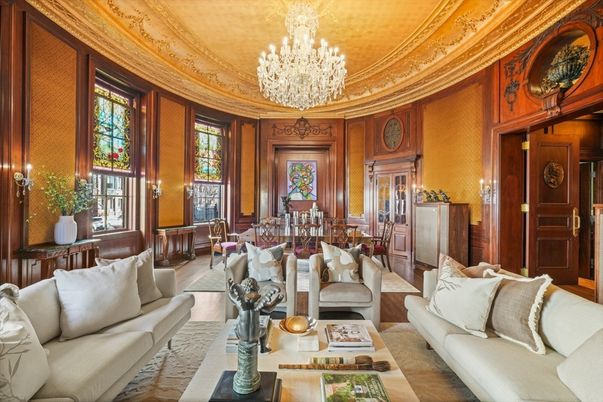 Chandelier, Dining room, Interior, Living room, Wood Texture Flooring, Wooden Walls