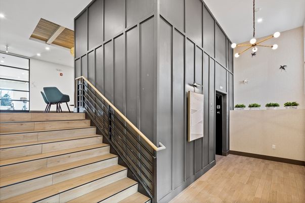 Interior, Pendant Lights, Recessed Lighting, Wood Texture Flooring