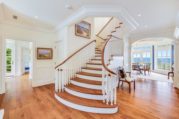 Chandelier, Dining room, Interior, Recessed Lighting, Water, Wood Texture Flooring