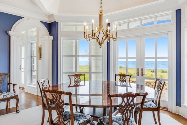 Chandelier, Dining room, Interior, Water, Wood Texture Flooring