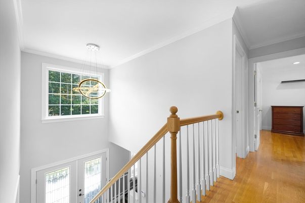 Interior, Pendant Lights, Recessed Lighting, Wood Texture Flooring