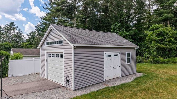Backyard, Detached Garage, Exterior