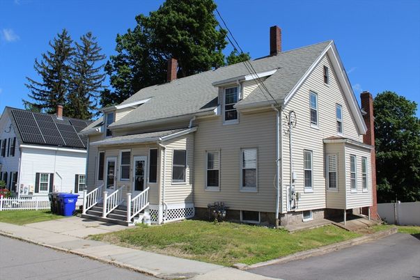 Exterior, Facade, Solar Panels, Cape Cod