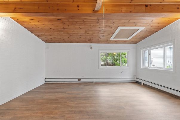 Empty room, Interior, Wooden Ceilings, Wood Texture Flooring