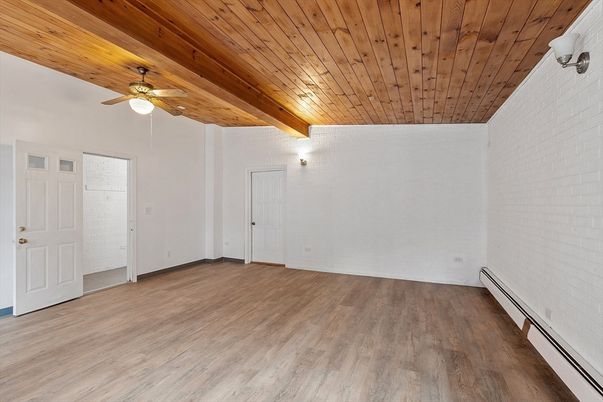 Empty room, Interior, Wooden Beams, Wooden Ceilings, Wood Texture Flooring