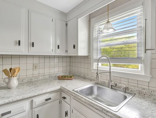 Interior, Kitchen, Pendant Lights