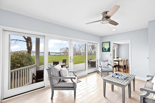Dining room, Interior, Recessed Lighting, Sun Room, Water, Wood Texture Flooring