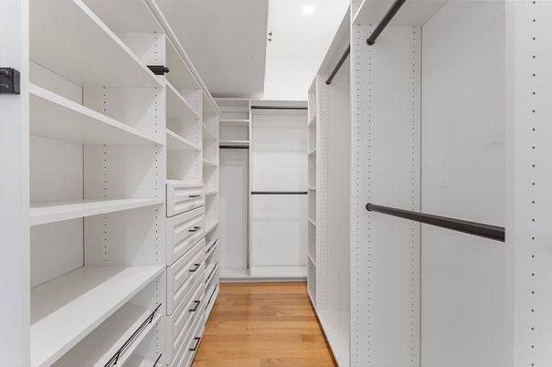 Interior, Walk-in Closets, Wood Texture Flooring