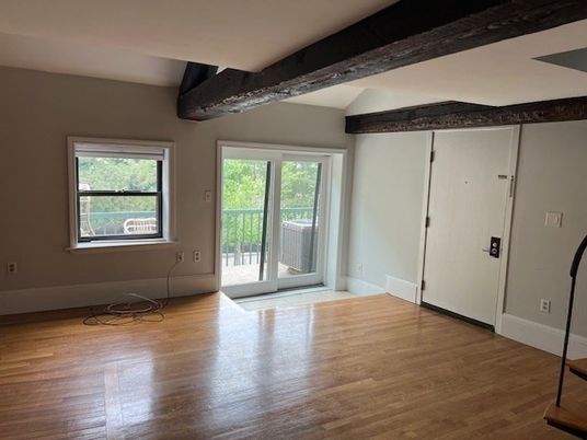 Empty room, Interior, Wooden Beams, Wood Texture Flooring