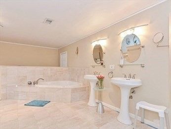 Bathroom, Dual Sink Vanities, Interior