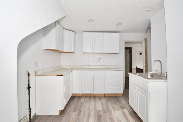 Interior, Kitchen, Recessed Lighting, Wood Texture Flooring