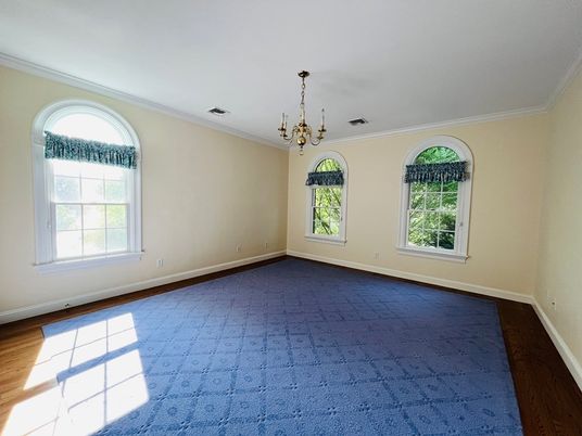 Chandelier, Empty room, Interior, Wood Texture Flooring