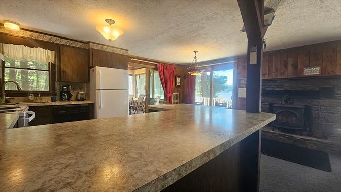 Dining room, Fireplace, Interior, Kitchen, Pendant Lights