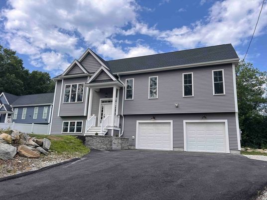 Attached, Exterior, Facade, Raised Ranch