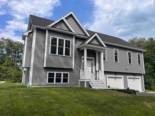 Attached, Exterior, Facade, Raised Ranch