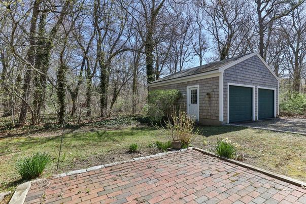 Backyard, Detached Garage, Exterior