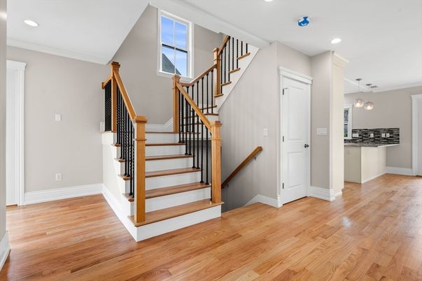 Interior, Pendant Lights, Recessed Lighting, Wood Texture Flooring