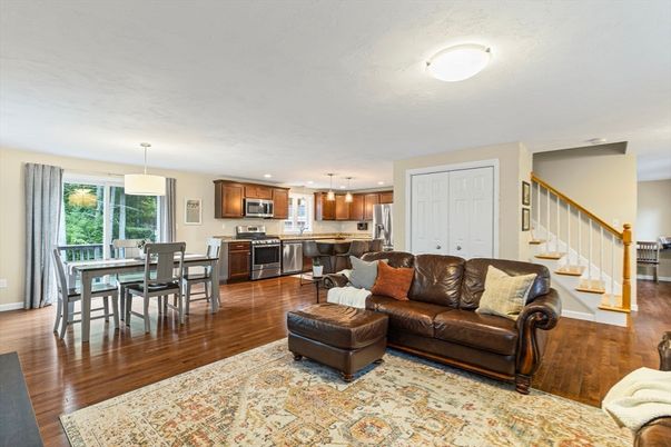 Dining room, Interior, Kitchen, Living room, Pendant Lights, Recessed Lighting, Stainless Steel Appliances, Wood Texture Flooring