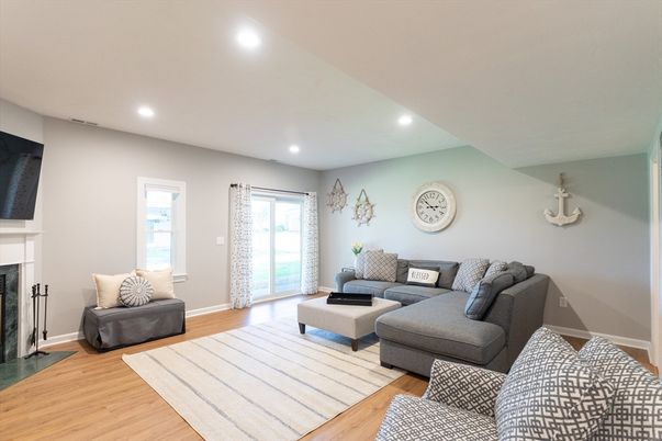 Fireplace, Interior, Living room, Recessed Lighting, Wood Texture Flooring