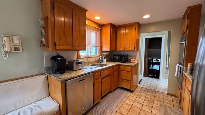Interior, Kitchen, Recessed Lighting