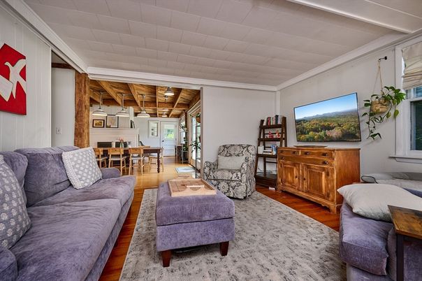 Dining room, Interior, Living room, Pendant Lights, Wooden Ceilings, Wood Texture Flooring