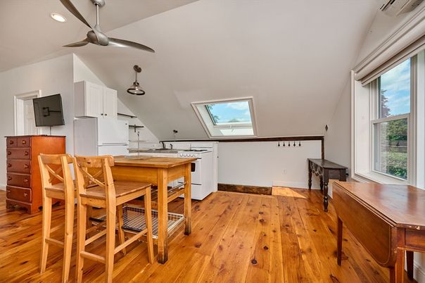 Dining room, Interior, Kitchen, Recessed Lighting, Wood Texture Flooring