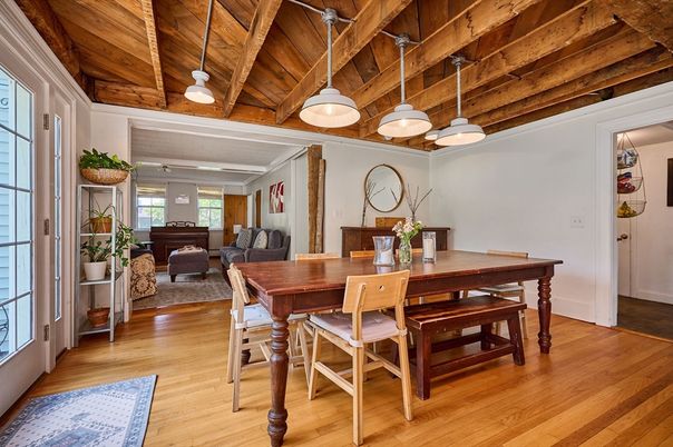 Dining room, Interior, Living room, Pendant Lights, Wooden Beams, Wooden Ceilings, Wood Texture Flooring
