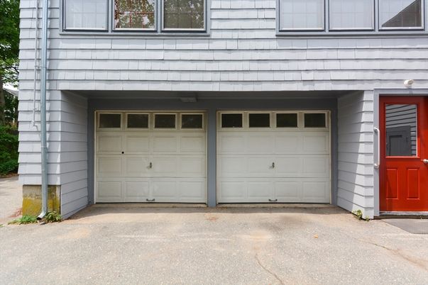 Detached Garage, Exterior