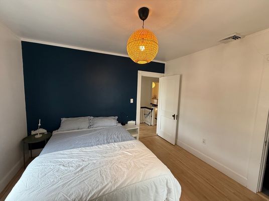 Bedroom, Interior, Pendant Lights, Wood Texture Flooring