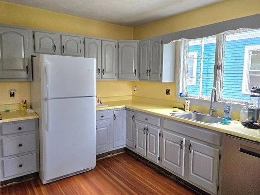 Interior, Kitchen, Wood Texture Flooring