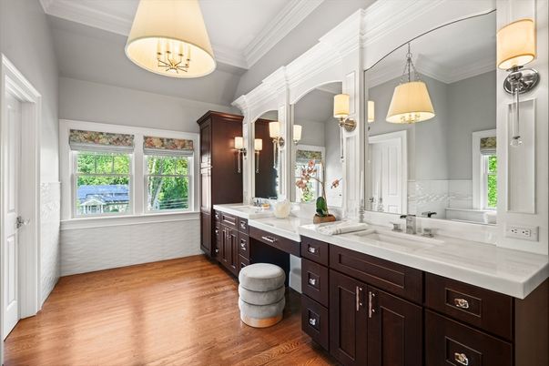Bathroom, Dual Sink Vanities, Interior, Wood Texture Flooring