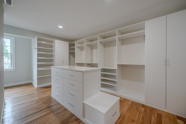 Interior, Recessed Lighting, Walk-in Closets, Wood Texture Flooring