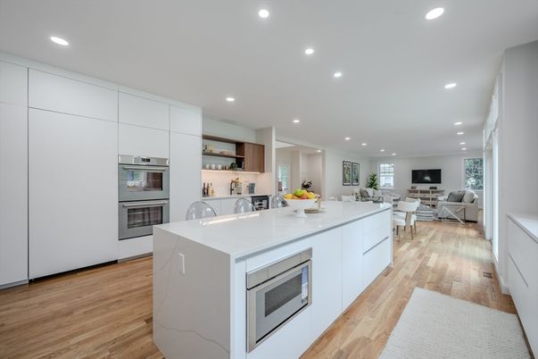 Dining room, Interior, Kitchen, Living room, Recessed Lighting, Stainless Steel Appliances, Wood Texture Flooring