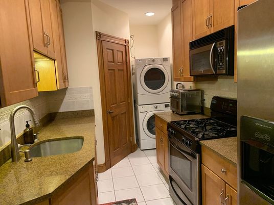 Interior, Kitchen, Recessed Lighting, Washer