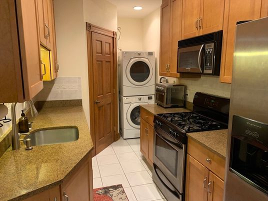 Interior, Kitchen, Recessed Lighting, Washer